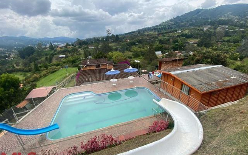 Finca Recreativa en Guarne en V. La Mosquita