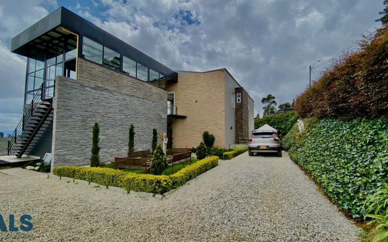 Casa en Santa Elena en Rural