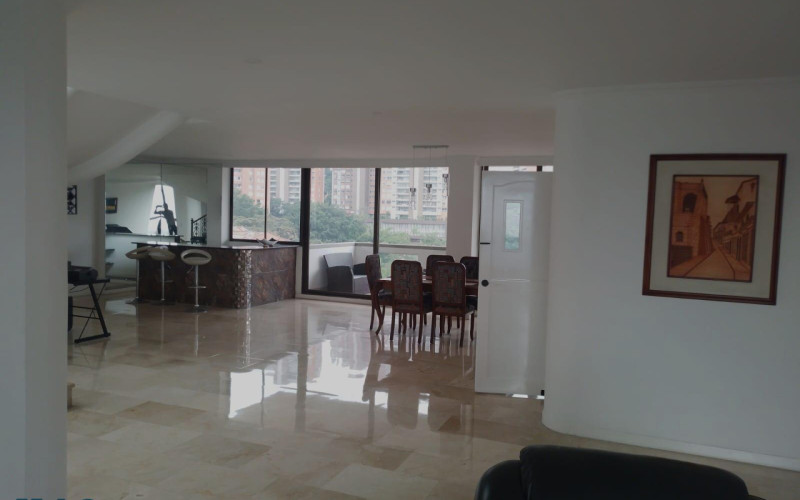Apartamento en Medellín en El Tesoro