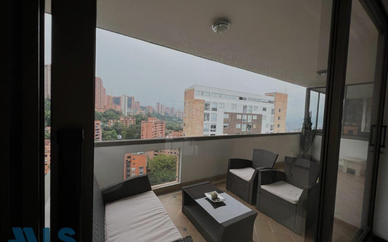Apartamento en Medellín en El Tesoro