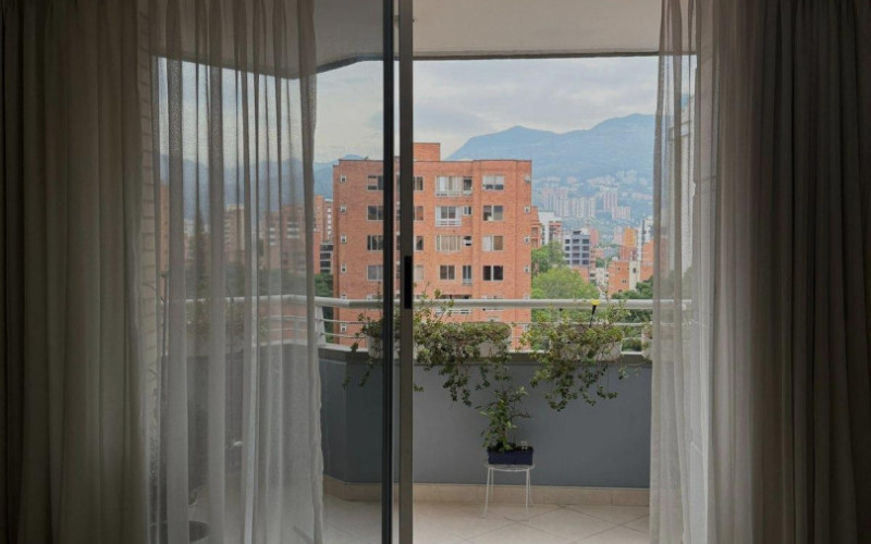 Apartamento en Medellín en Laureles