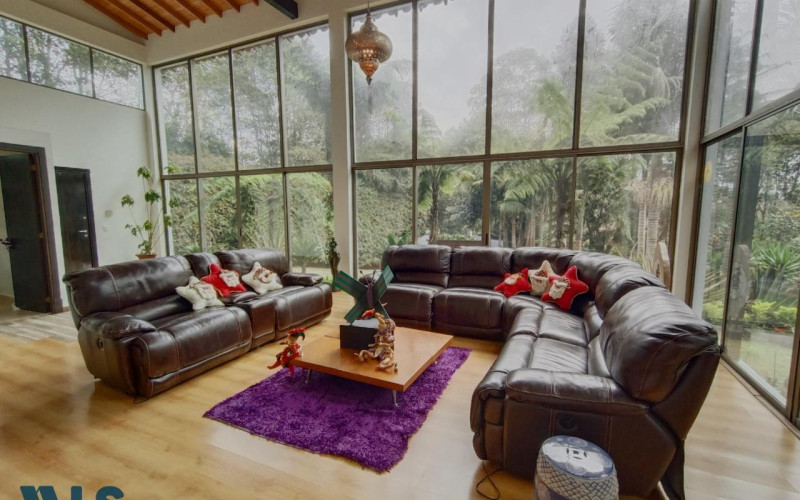 Casa en Envigado en Alto de las Palmas