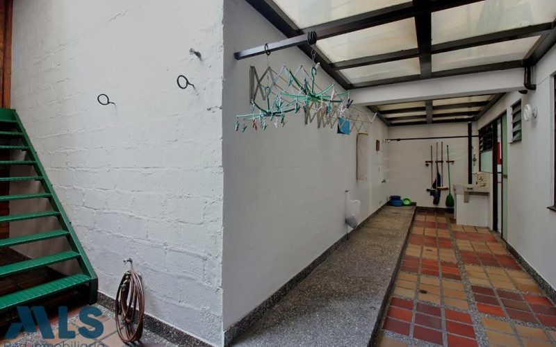 Apartamento en Medellín en Conquistadores