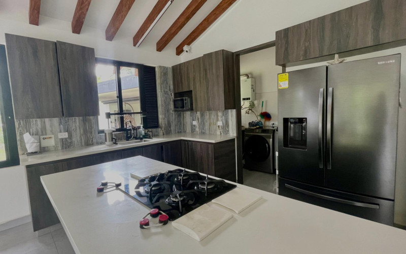 Casa en Rionegro en V. Llanogrande