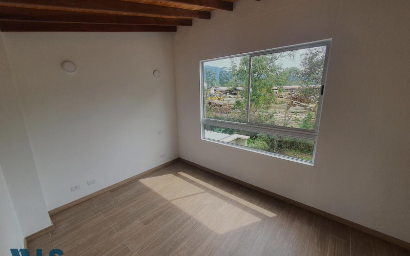 Casa en La Ceja en Via La Ceja - La Unión