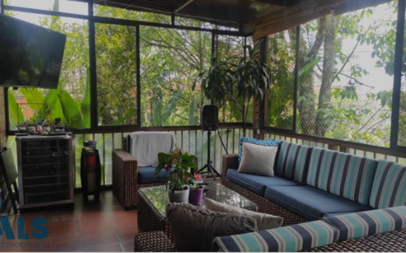 Casa en Medellín en San Lucas