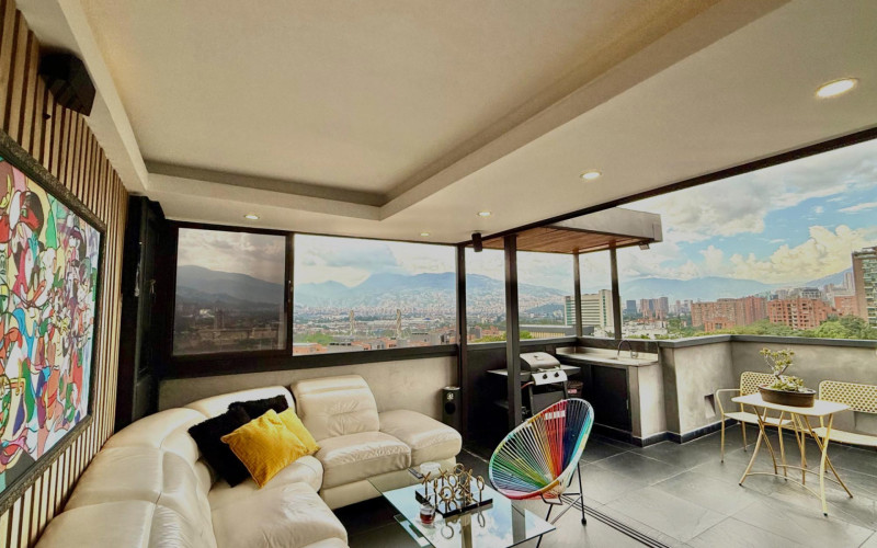 Apartamento en Medellín en Milla de oro