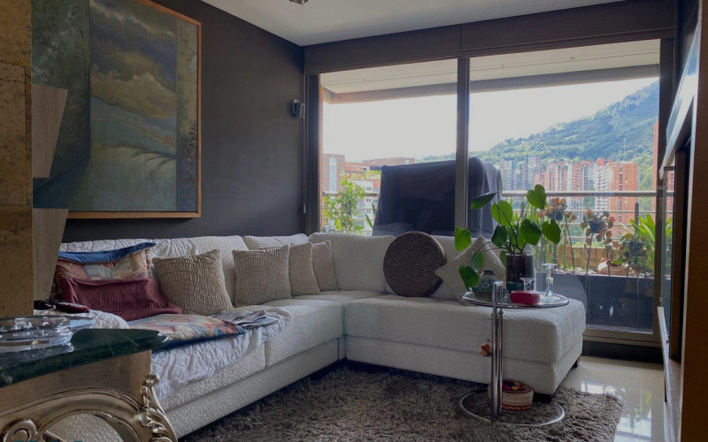 Apartamento en Medellín en El Tesoro