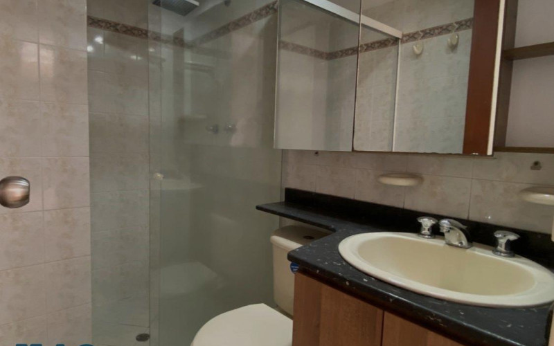 Apartamento en Medellín en Laureles