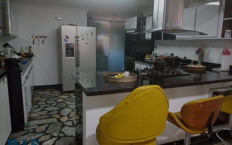 Apartamento en Medellín en Las Lomas Nº 1