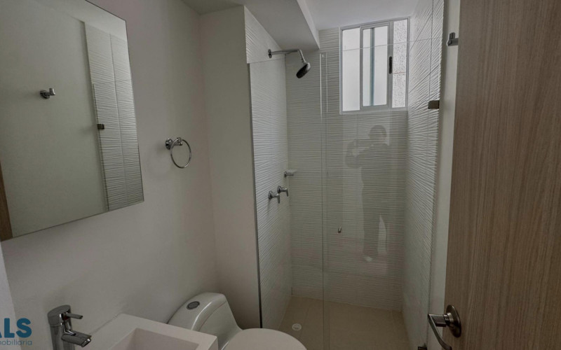 Apartamento en Marinilla en Autopista (Marinilla)