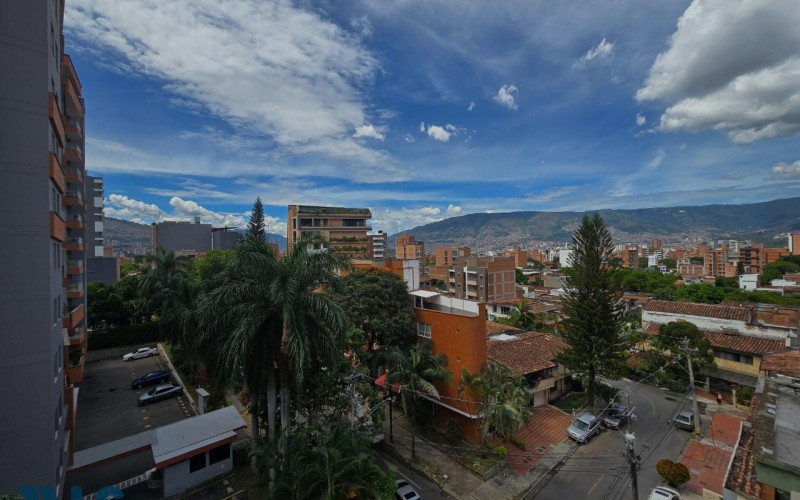 Apartamento en Medellín en Laureles