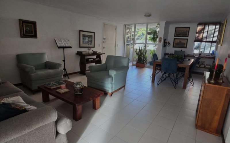 Apartamento en Medellín en Laureles