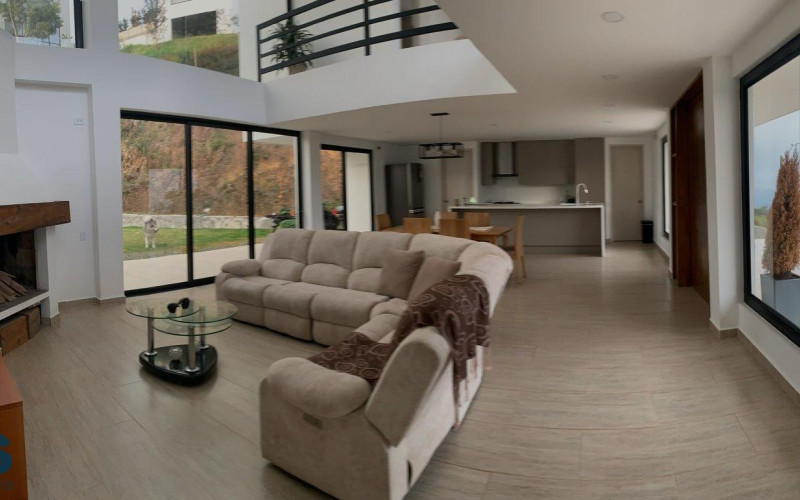 Casa en Envigado en Alto del escobero (Envigado)