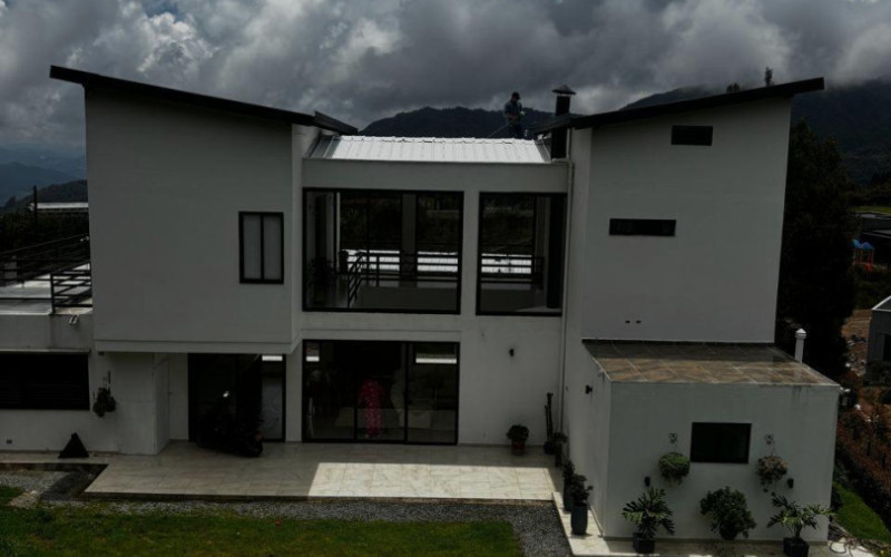 Casa en Envigado en Alto del escobero (Envigado)