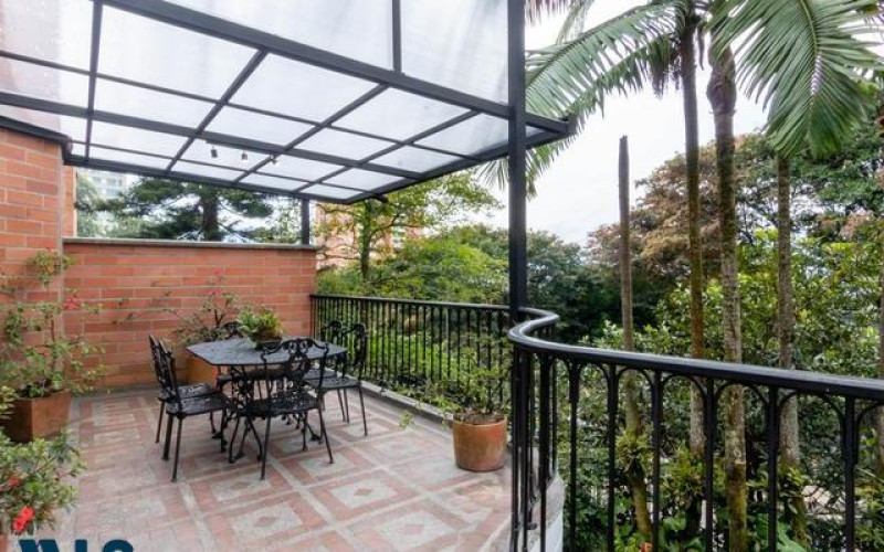 Casa en Medellín en Los Balsos Nº 2