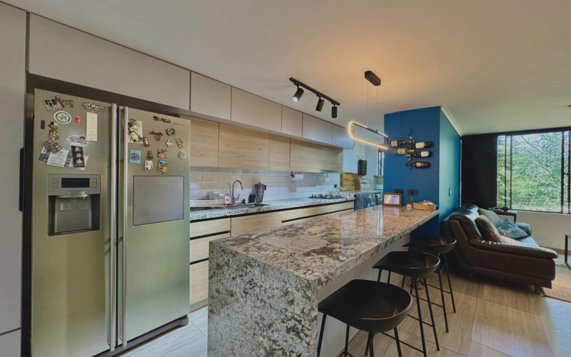 Apartamento en Medellín en Las Lomas Nº 2