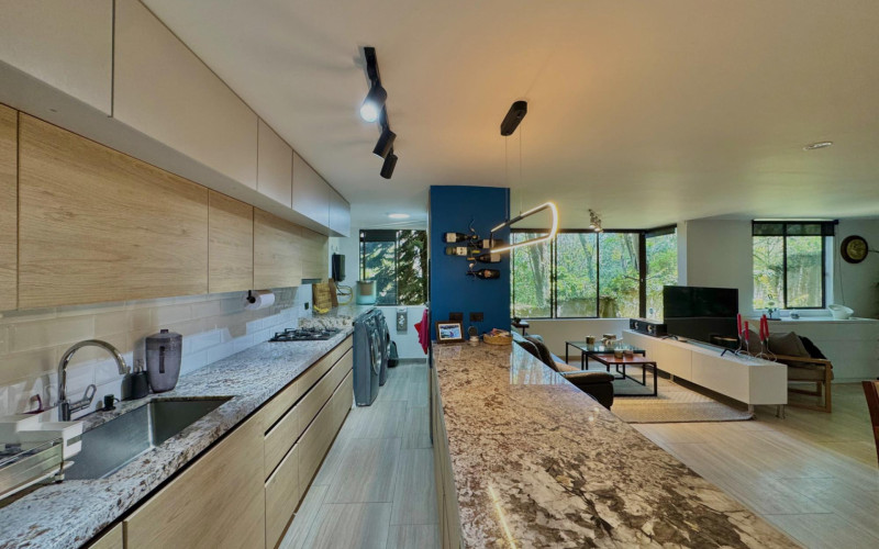 Apartamento en Medellín en Las Lomas Nº 2