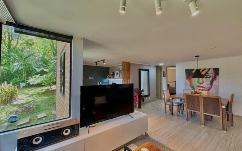 Apartamento en Medellín en Las Lomas Nº 2