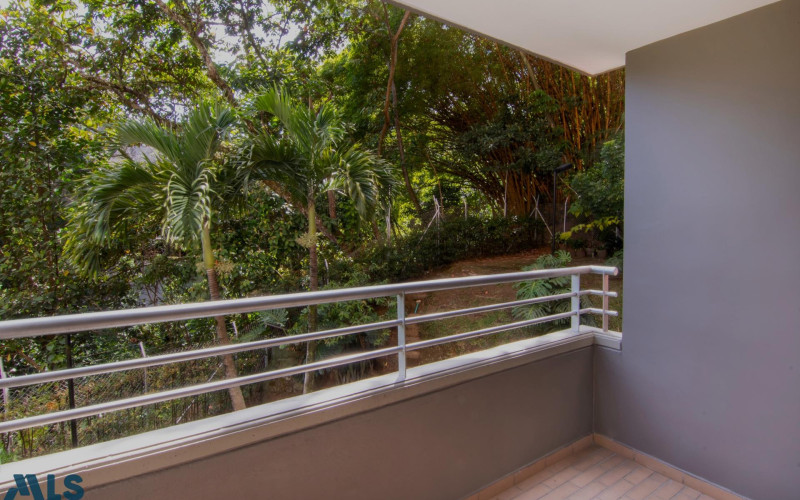 Apartamento en Medellín en Loma de los Parra