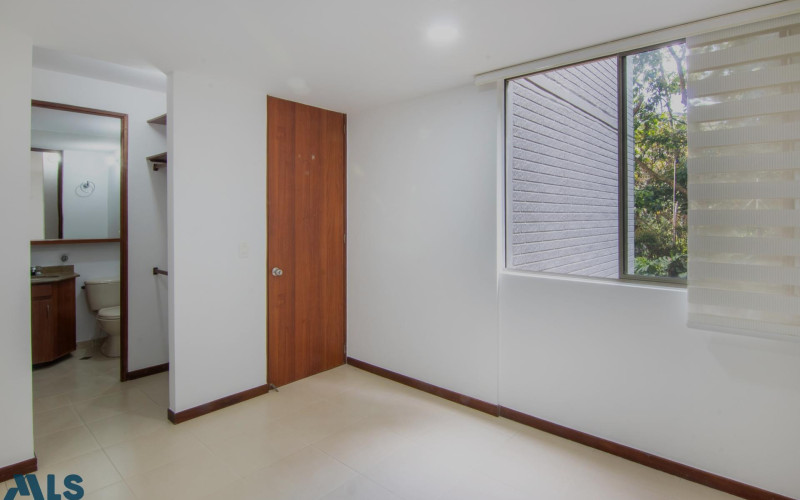 Apartamento en Medellín en Loma de los Parra