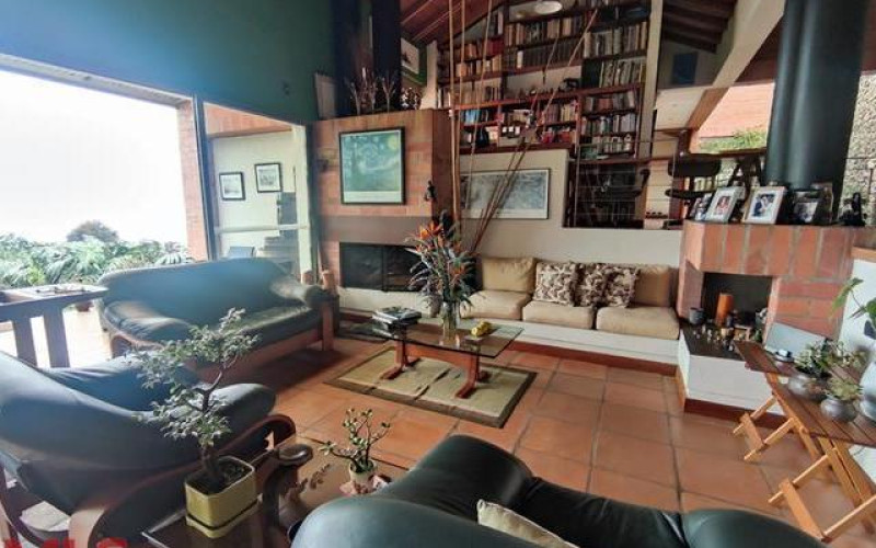Casa en Envigado en Las palmas