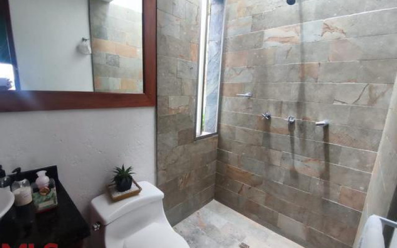 Casa en Envigado en Las palmas
