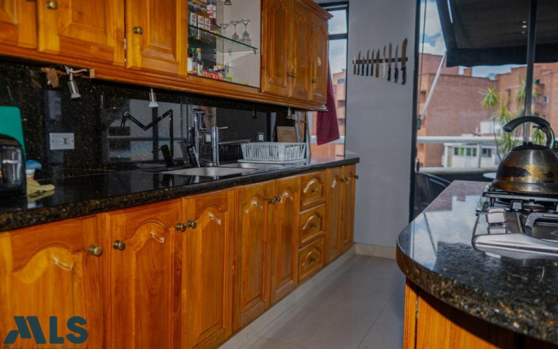 Apartamento en Medellín en Laureles