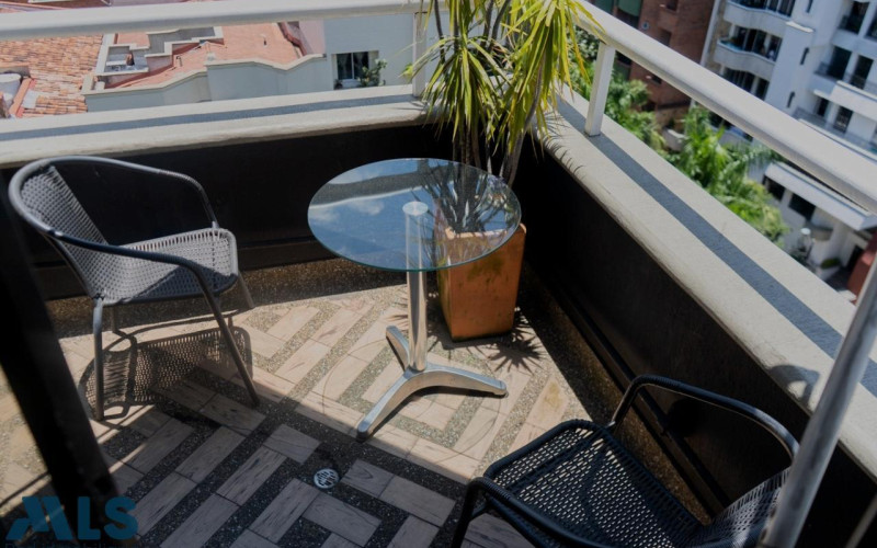 Apartamento en Medellín en Laureles