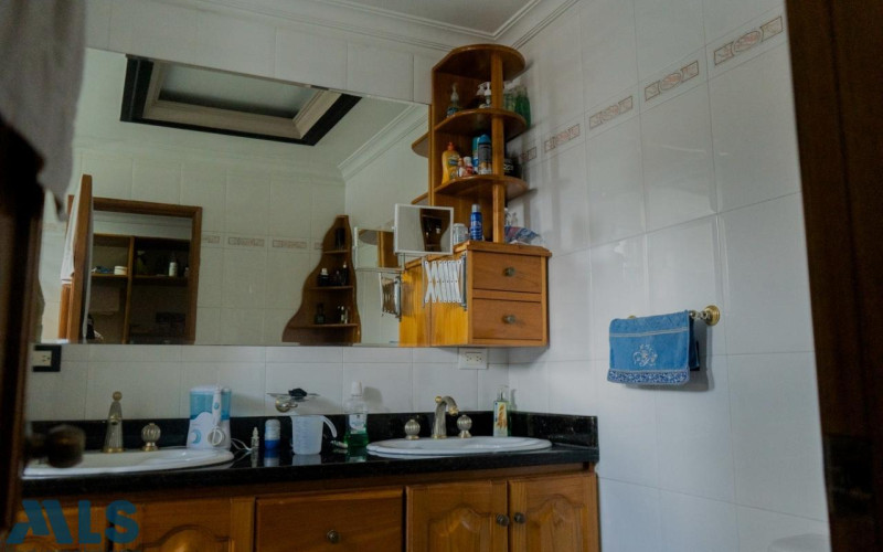 Apartamento en Medellín en Laureles