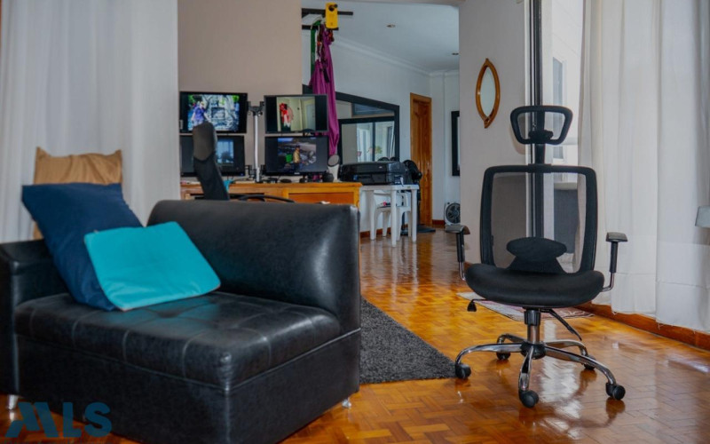 Apartamento en Medellín en Laureles