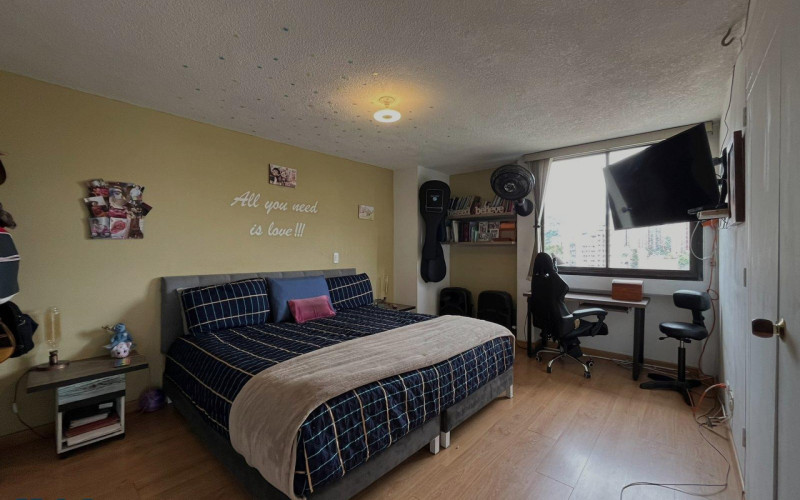 Apartamento en Medellín en Los Colores