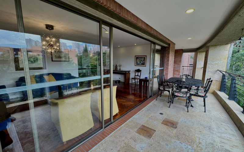 Apartamento en Medellín en Las Lomas Nº 1