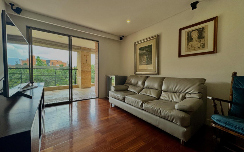 Apartamento en Medellín en Las Lomas Nº 1