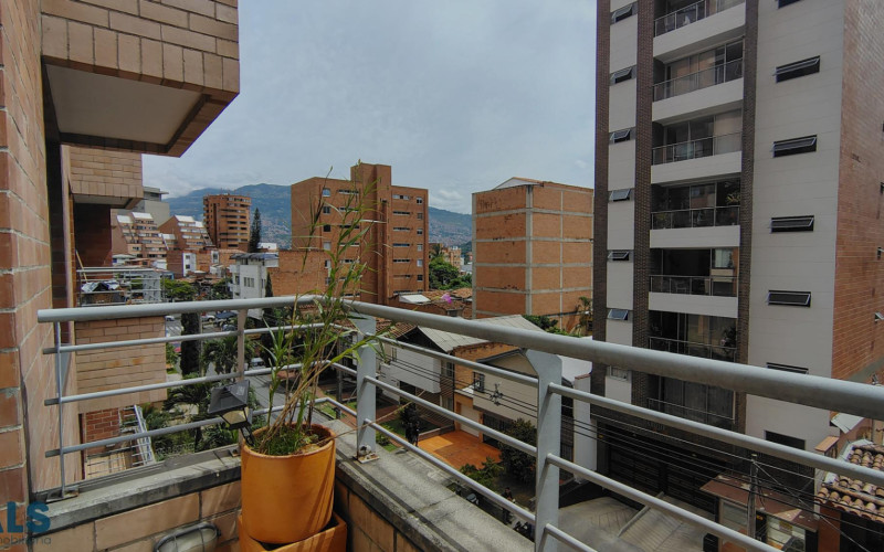 Apartamento en Medellín en Conquistadores