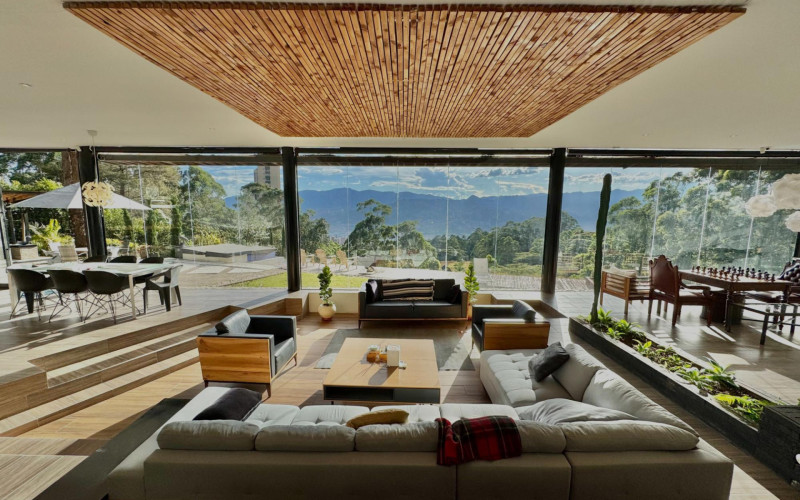 Casa en Medellín en El Poblado