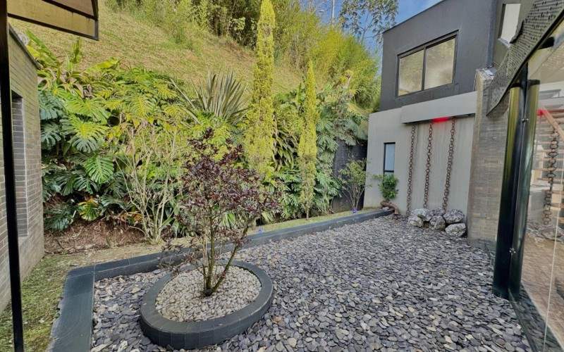 Casa en Medellín en El Poblado