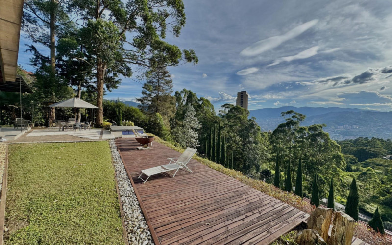Casa en Medellín en El Poblado