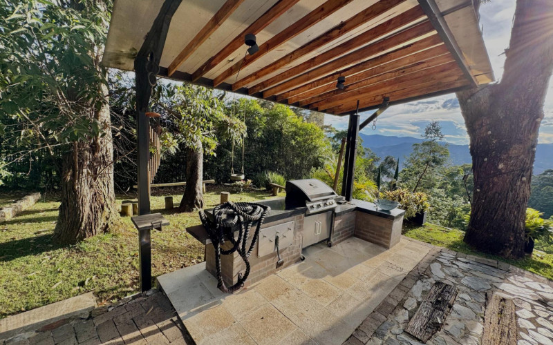 Casa en Medellín en El Poblado