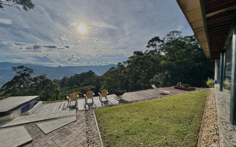 Casa en Medellín en El Poblado