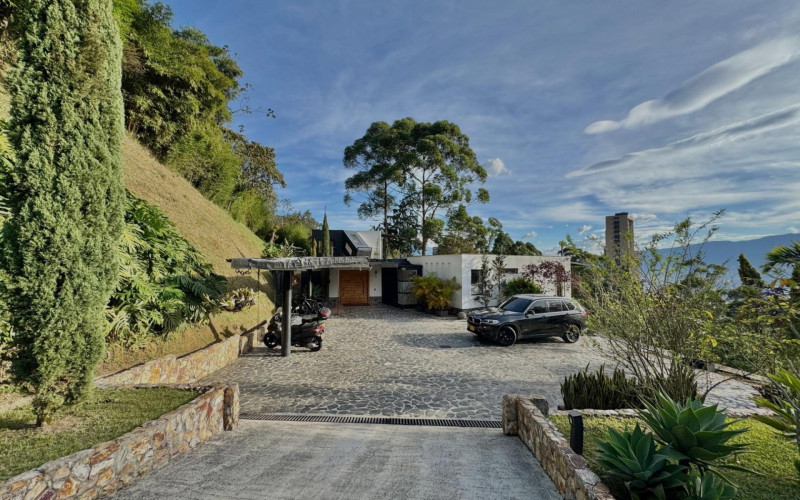 Casa en Medellín en El Poblado