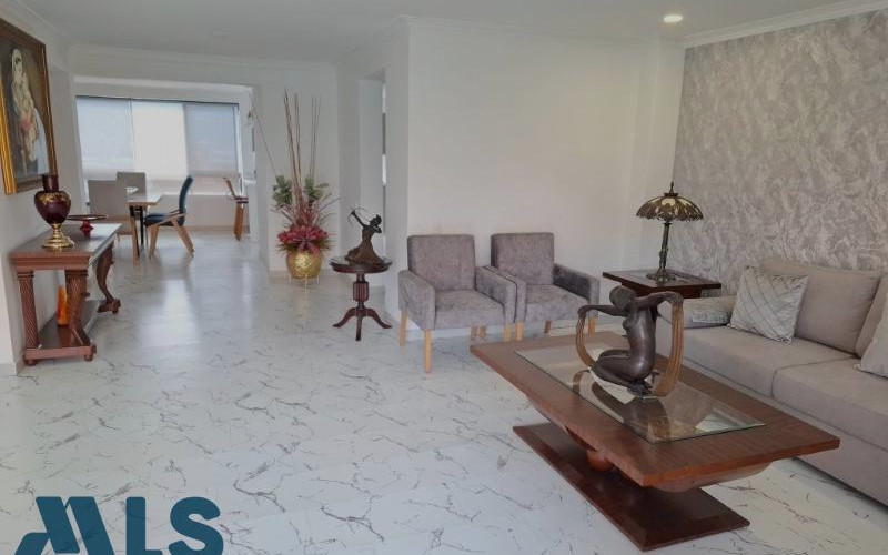 Apartamento en Medellín en La Tomatera