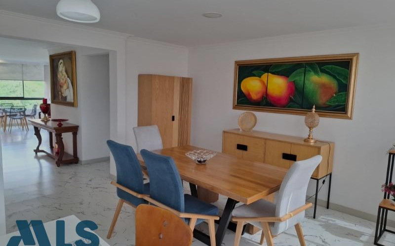 Apartamento en Medellín en La Tomatera