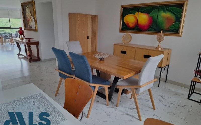 Apartamento en Medellín en La Tomatera