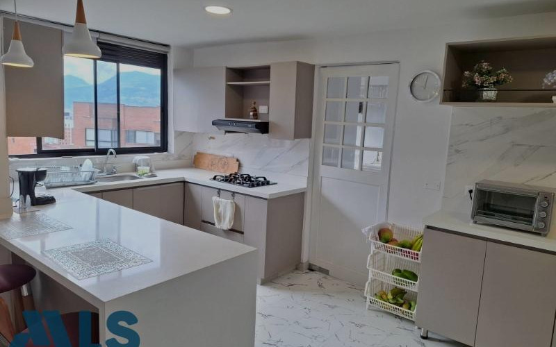 Apartamento en Medellín en La Tomatera