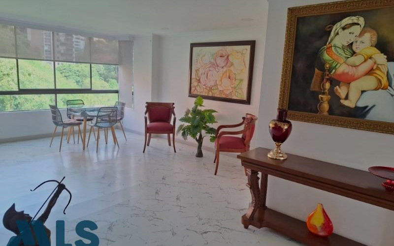 Apartamento en Medellín en La Tomatera