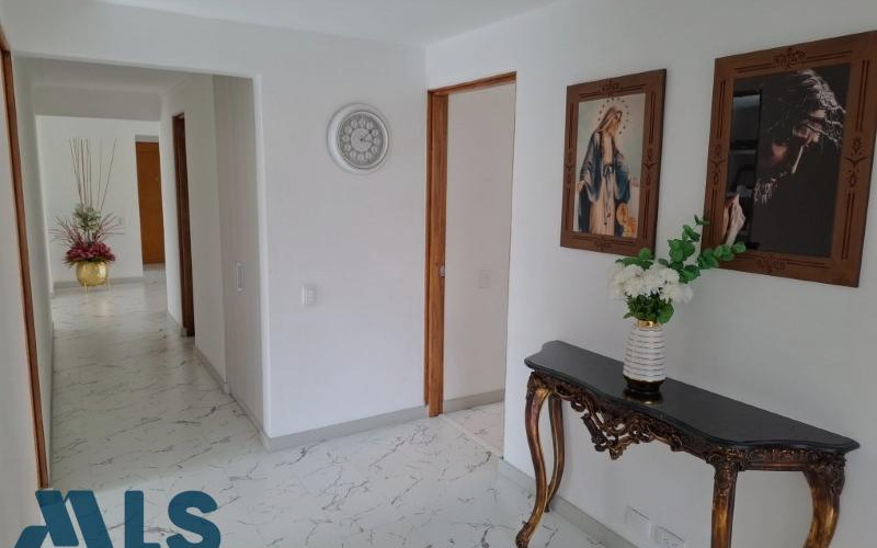 Apartamento en Medellín en La Tomatera