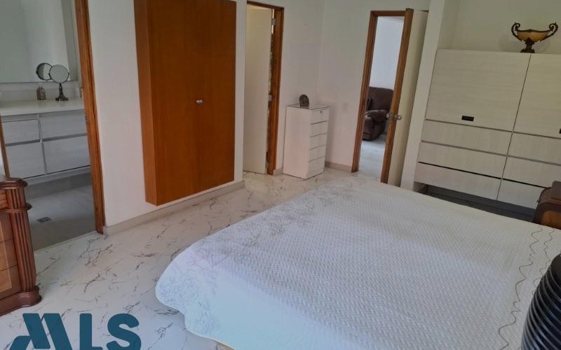 Apartamento en Medellín en La Tomatera
