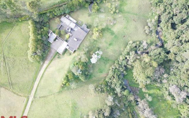 Casa en Envigado en Alto de las Palmas