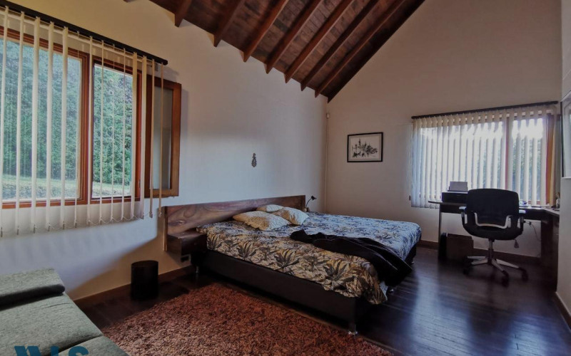 Casa en Envigado en Alto del escobero (Envigado)